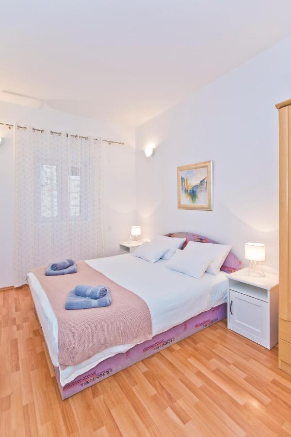 Apartman Toma Lägenhet Hvar Town Exteriör bild
